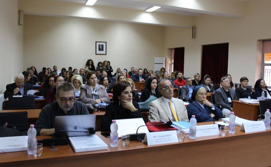 Organizohet në Universitetin e Elbasanit “Aleksandër Xhuvani”, konferenca e tretë ndërkombëtare “Arritjet dhe sfidat e punonjësit social në Shqipëri”, Uniel