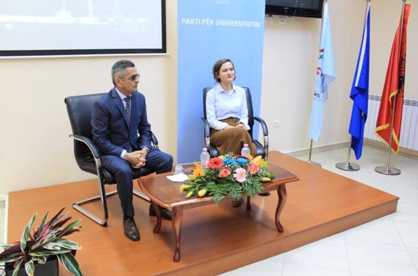 Në Universitetin e Elbasanit Aleksandër Xhuvani nis pajisja me kartën e studentit, Uniel