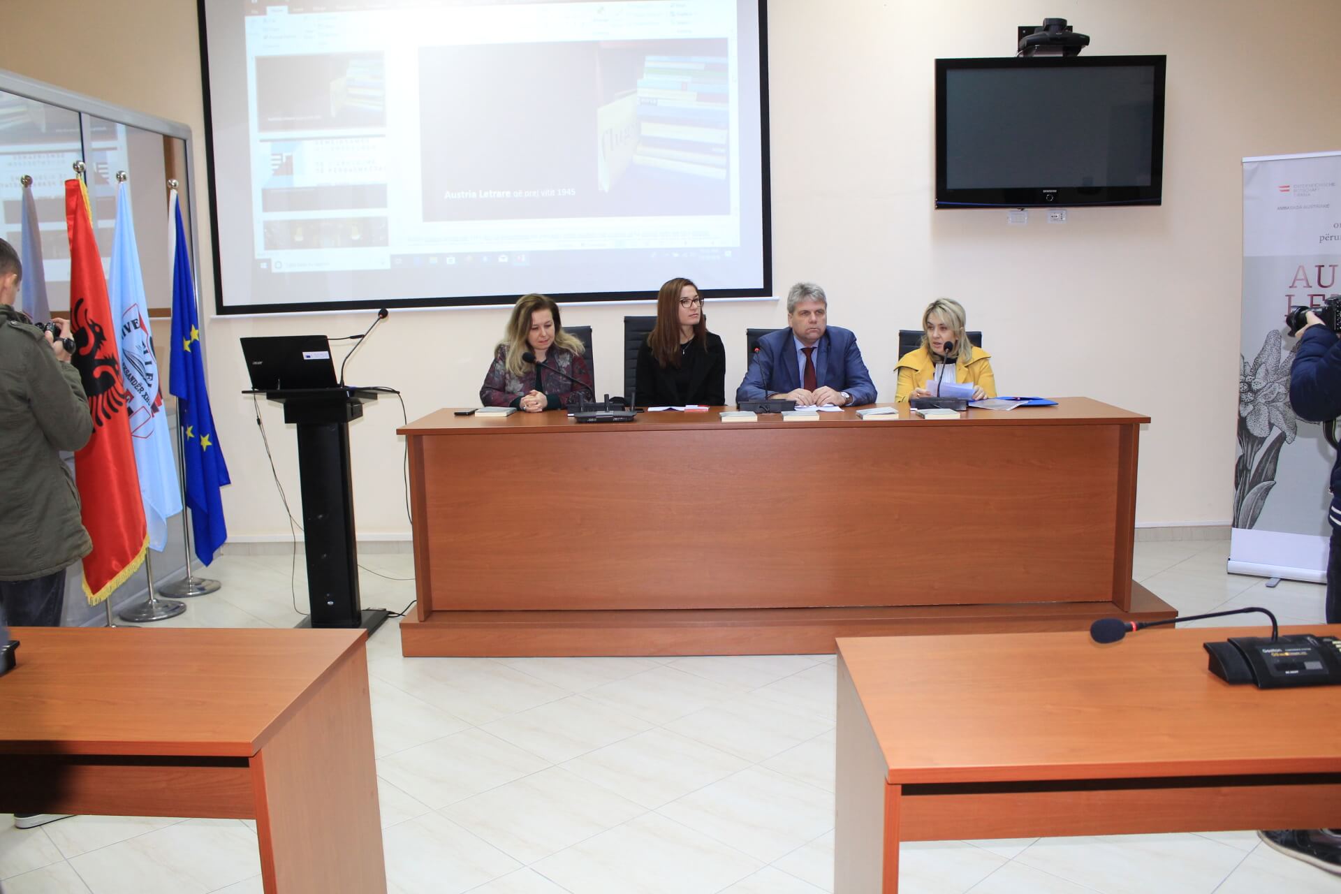 The book &quot;Austria Austria&quot; is promoted at the University of Elbasan, Uniel