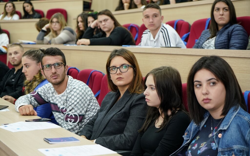 Organizohet në Universitetin e Elbasanit seminari “Lufta kundër gjuhës së urrejtjes”, në kuadër të 70-vjetorit të Këshillit të Evropës, Uniel