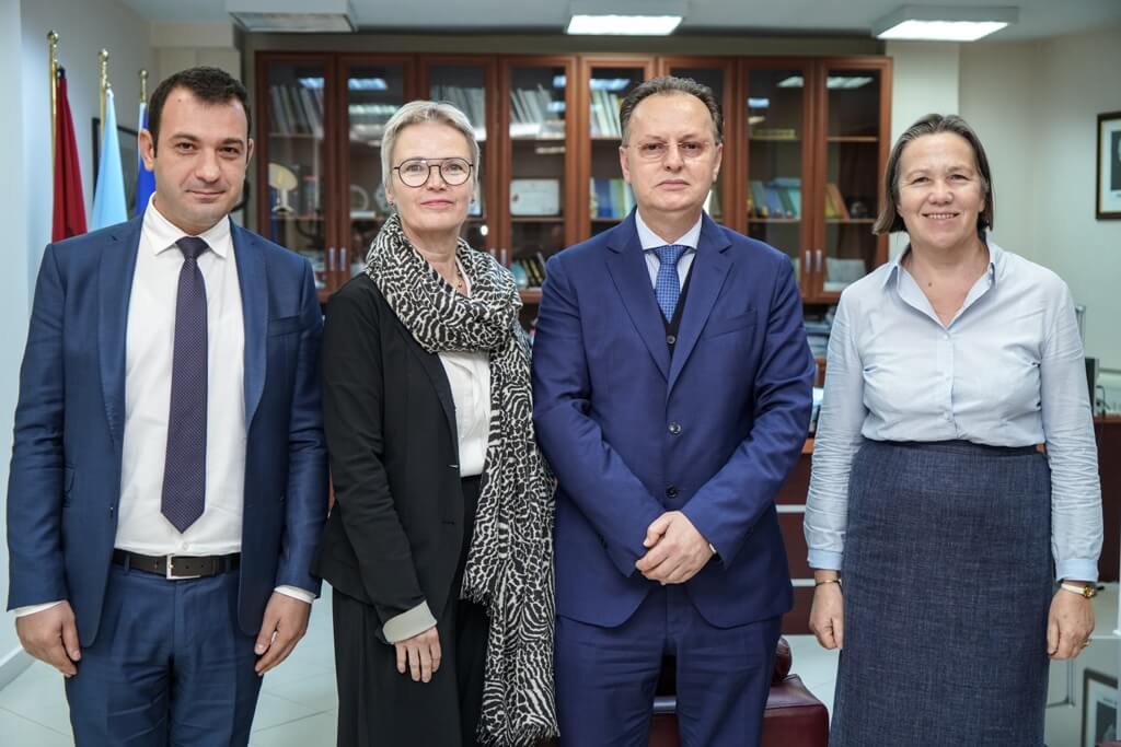 Organizohet në Universitetin e Elbasanit seminari “Lufta kundër gjuhës së urrejtjes”, në kuadër të 70-vjetorit të Këshillit të Evropës, Uniel