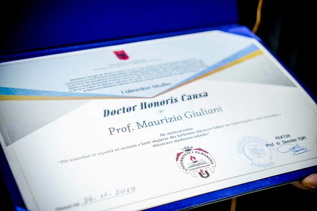 Universiteti i Elbasanit i akordoi titullin “Honoris Causa” profesor Maurizio Giulian, Uniel