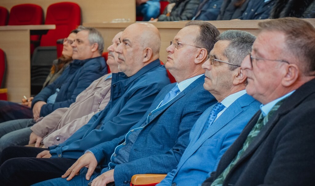Universiteti i Elbasanit i jep “Certifikatë Mirënjohje” prof. dr. Ziso Thomollari, Uniel