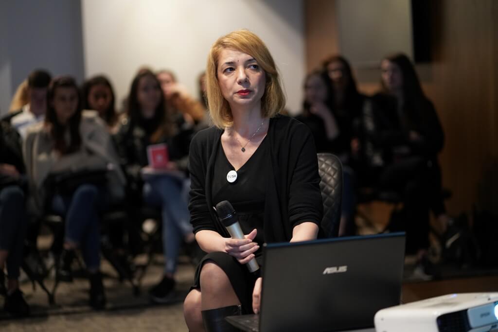 The University of Elbasan organized the event to promote the book &quot;Social Services in Albania: Background and State of the Art&quot;, Uniel